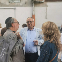 d458fdf1-2b35-4f9d-b5e4-28fc178493e7